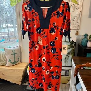 Really Cute Dress with Contrast neck and cuffs!